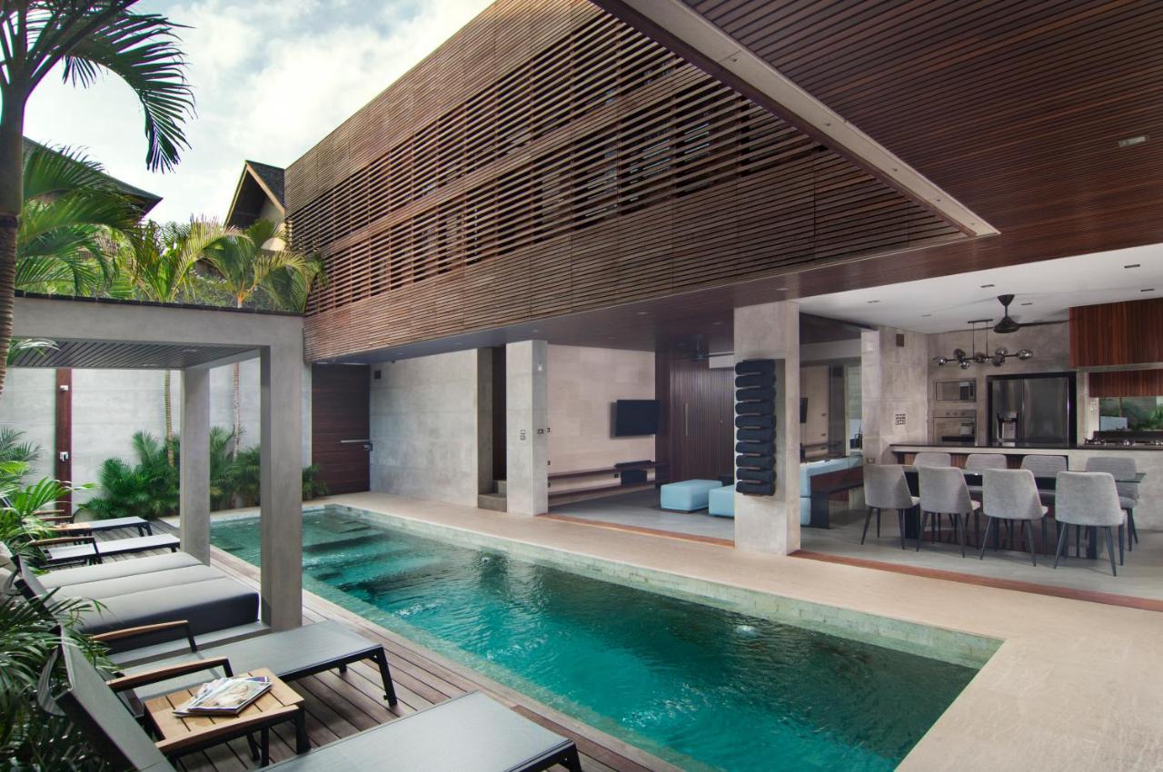 Villa 4br Jumat - Minggu Seminyak (Bali)