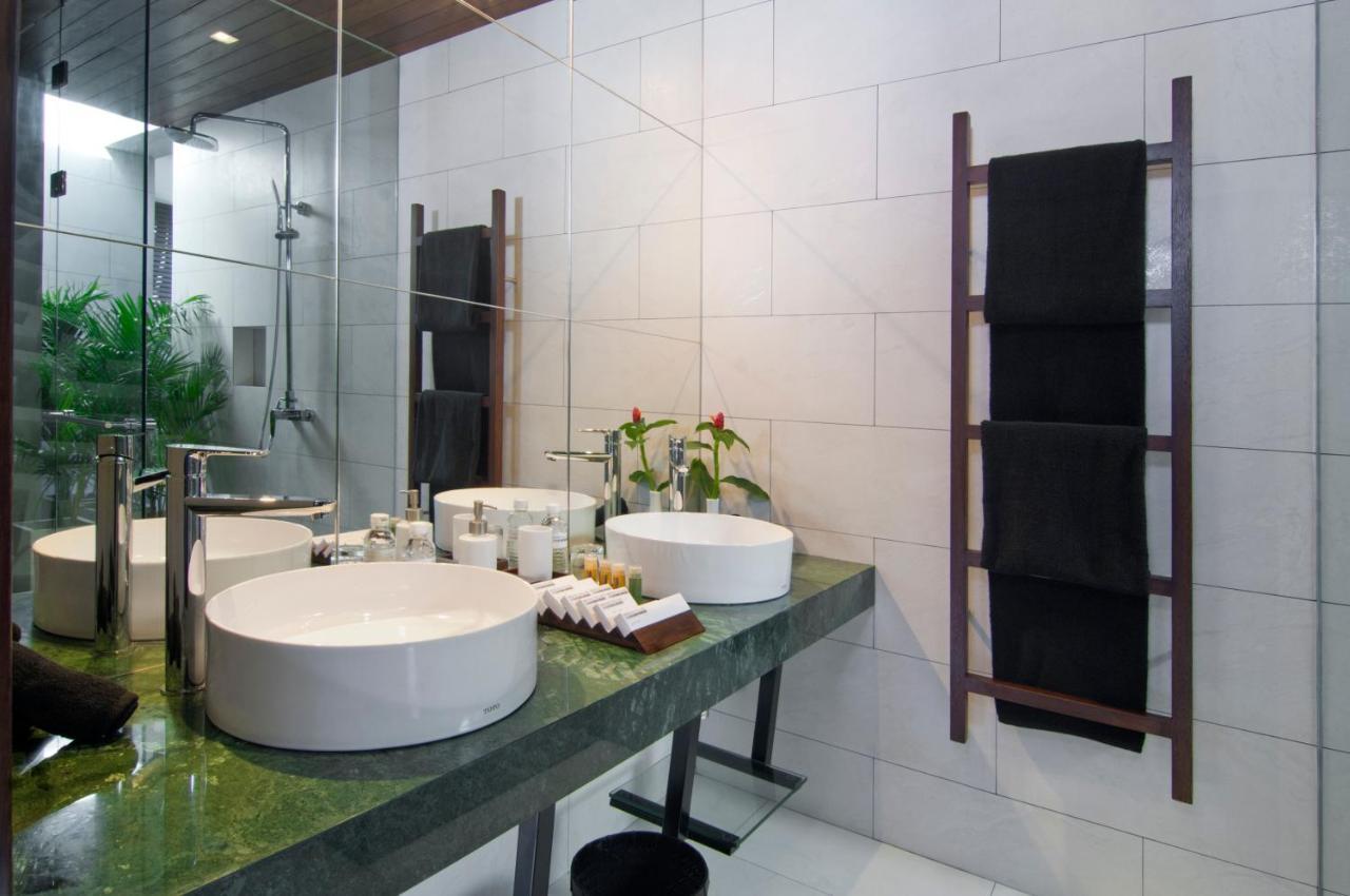 4br Jumat - Minggu * Seminyak (Bali)