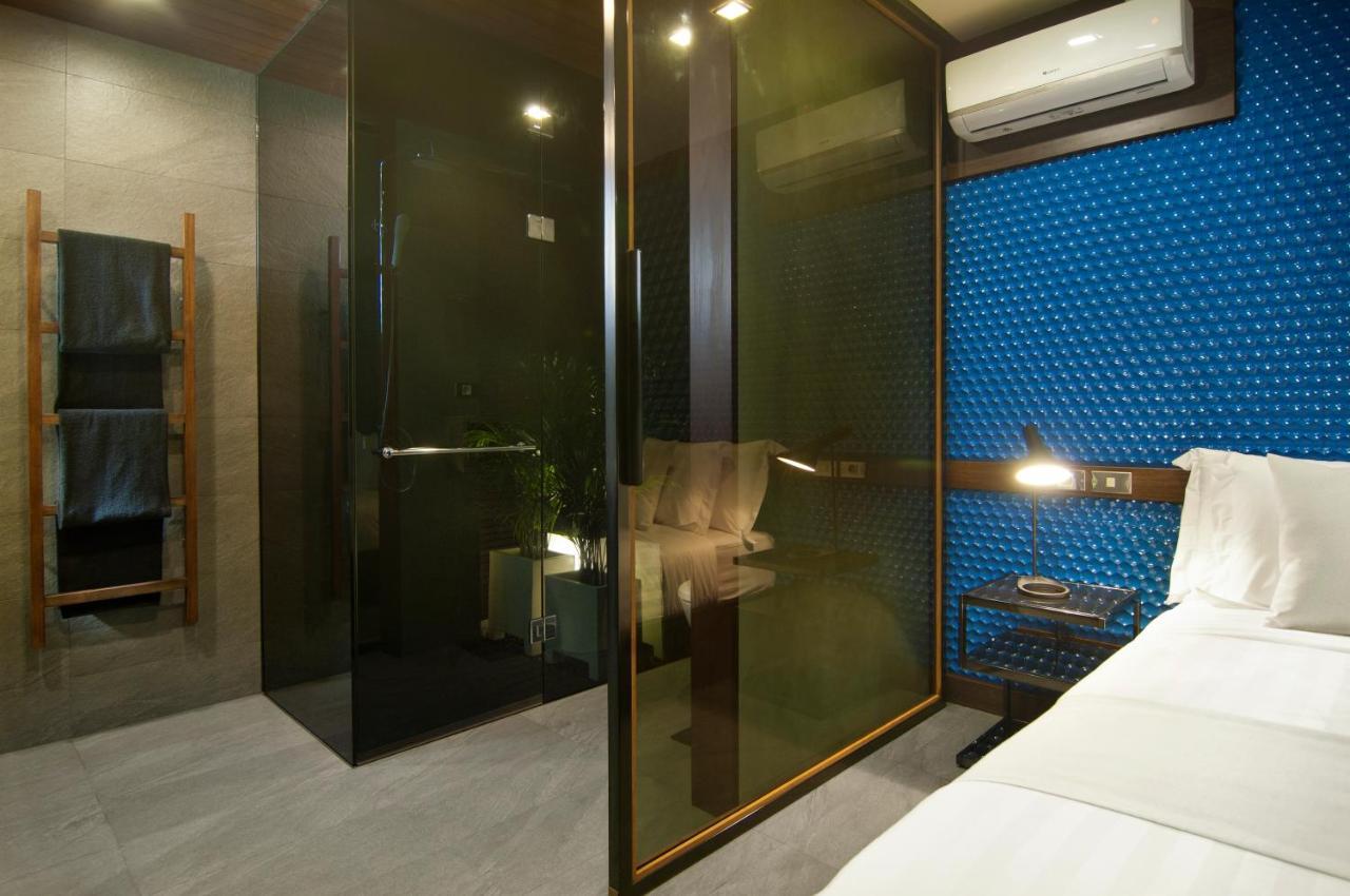 Villa 4br Jumat - Minggu Seminyak (Bali)