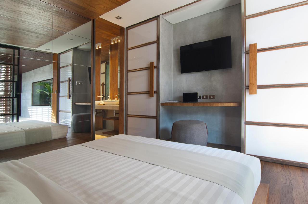 Villa 4br Jumat - Minggu Seminyak (Bali)