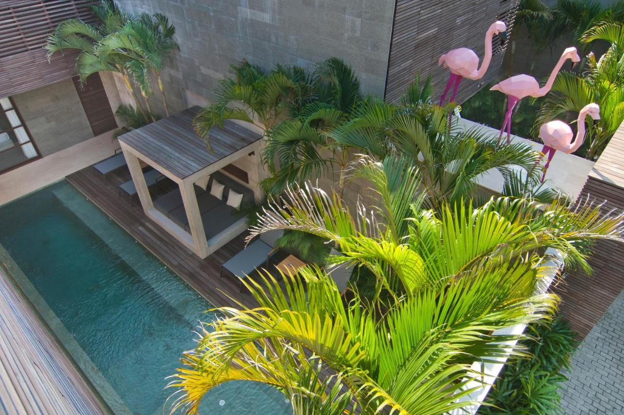 4br Jumat - Minggu * Seminyak (Bali)
